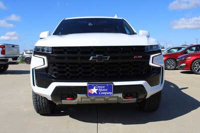 2023 Chevrolet Suburban, $50995. Photo 2