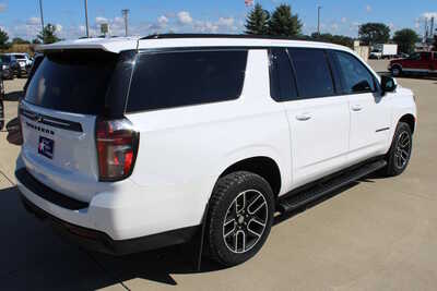 2023 Chevrolet Suburban, $50995. Photo 5