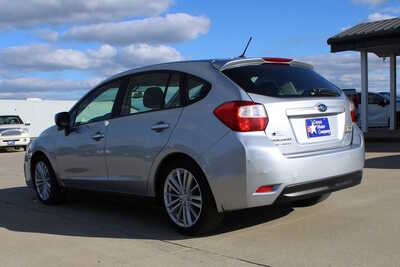 2012 Subaru Impreza, $3800. Photo 7