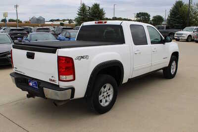 2010 GMC Sierra 1500, $9800. Photo 5