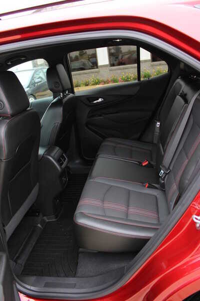 2023 Chevrolet Equinox, $26995. Photo 9