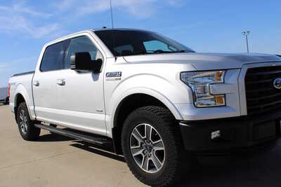 2016 Ford F150 Crew Cab, $18995. Photo 3