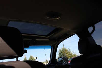 2003 Chevrolet Avalanche, $3000. Photo 11