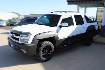 2003 Chevrolet Avalanche, $3000. Photo 1