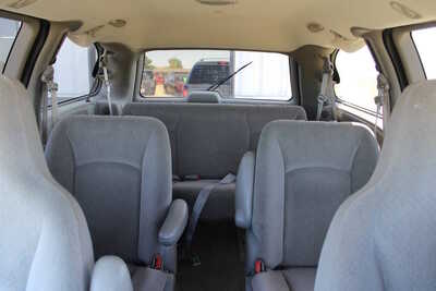 2002 Dodge Grand Caravan, $1200. Photo 10