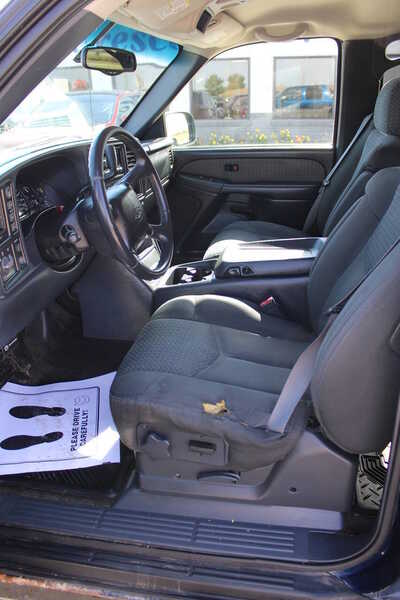 2002 Chevrolet Avalanche, $2500. Photo 11