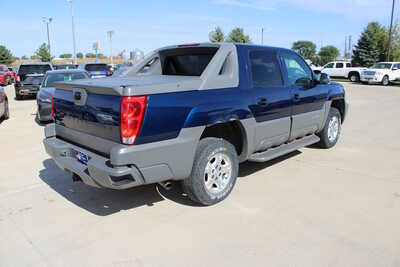 2002 Chevrolet Avalanche, $2500. Photo 5
