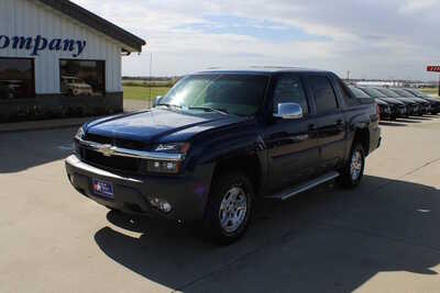 2002 Chevrolet Avalanche, $2500. Photo 1