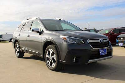 2020 Subaru Outback, $21995. Photo 3