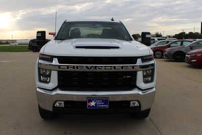 2023 Chevrolet 3500 Crew Cab, $45995. Photo 2