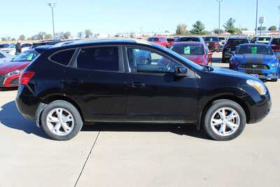 2008 Nissan Rogue, $995. Photo 4