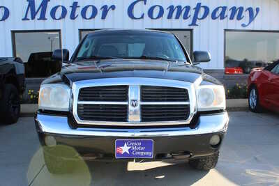 2005 Dodge Dakota Crew Cab, $1995. Photo 2
