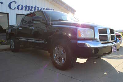2005 Dodge Dakota Crew Cab, $1995. Photo 3