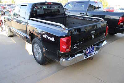 2005 Dodge Dakota Crew Cab, $1995. Photo 5