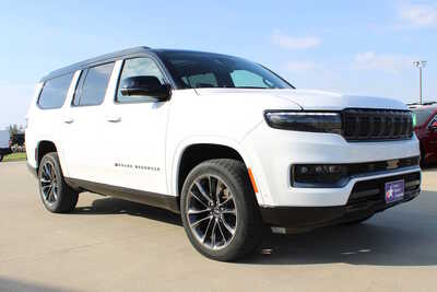 2024 Jeep Grand Wagoneer, $39875. Photo 3