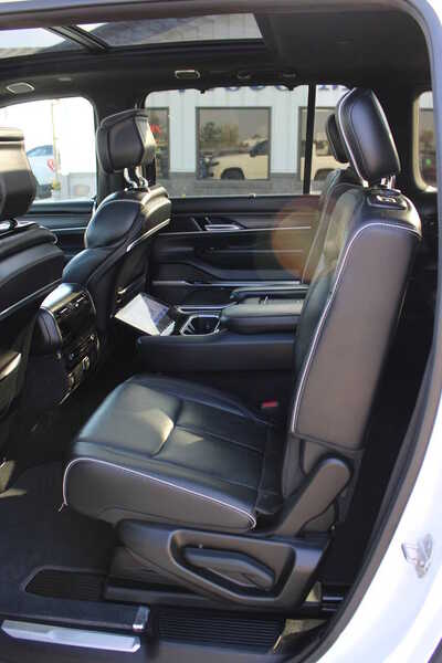 2024 Jeep Grand Wagoneer, $39875. Photo 9