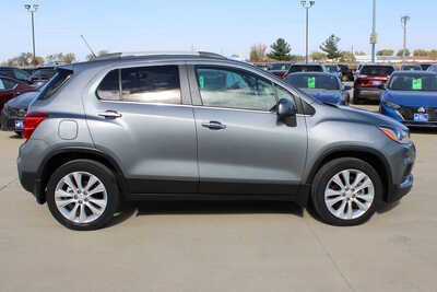 2020 Chevrolet Trax, $15995. Photo 4