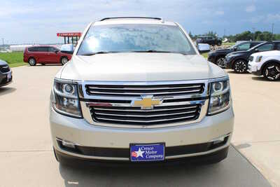 2017 Chevrolet Suburban, $22995. Photo 2
