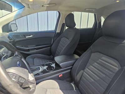 2015 Ford Edge, $8500. Photo 5