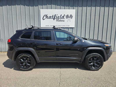 2015 Jeep Cherokee, $8950. Photo 2