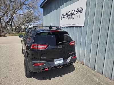 2015 Jeep Cherokee, $8950. Photo 4