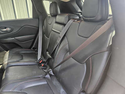 2015 Jeep Cherokee, $8950. Photo 7