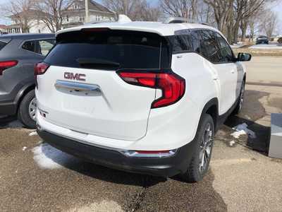 2021 GMC Terrain, $22000. Photo 2