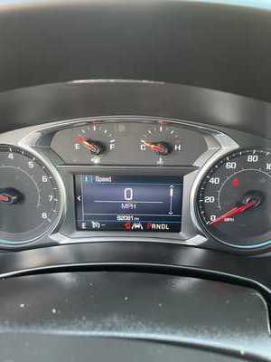 2021 Chevrolet Equinox, $21000. Photo 5