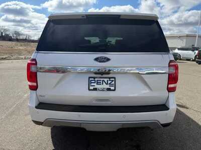 2020 Ford Expedition Max, $23999. Photo 4
