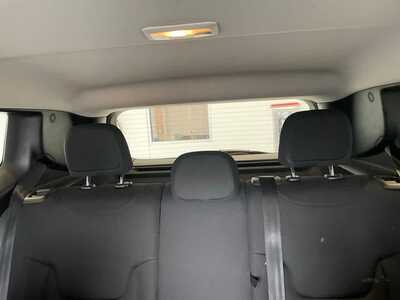 2021 Jeep Renegade, $16698. Photo 7