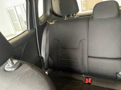 2021 Jeep Renegade, $16698. Photo 9