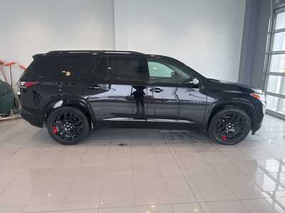2019 Chevrolet Traverse, $12999. Photo 2