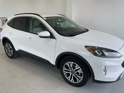 2020 Ford Escape, $14998. Photo 3