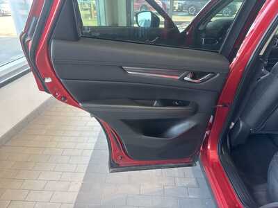 2018 Mazda CX-5, $16665. Photo 11