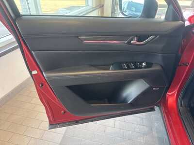 2018 Mazda CX-5, $16665. Photo 9