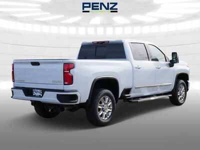 2026 Chevrolet 3500 Crew Cab, $91409. Photo 2