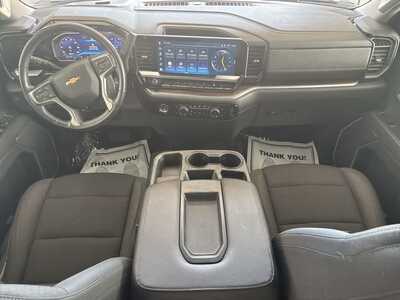 2022 Chevrolet 1500 Crew Cab, $32498. Photo 12