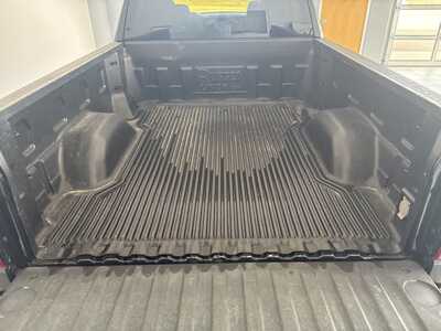 2022 Chevrolet 1500 Crew Cab, $32498. Photo 6