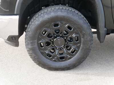 2026 Chevrolet 3500 Crew Cab, $88169. Photo 4
