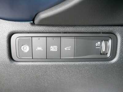 2026 Chevrolet Equinox, $49688. Photo 12