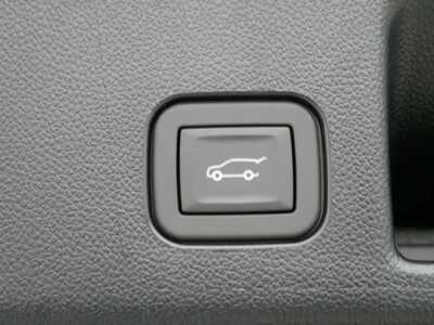 2026 Chevrolet Equinox, $49688. Photo 6