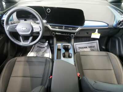 2026 Chevrolet Equinox, $49688. Photo 8