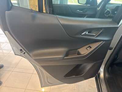 2025 Chevrolet Equinox, $25299. Photo 12