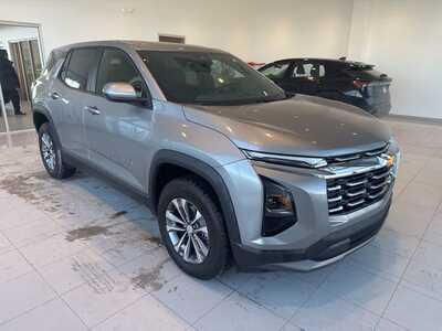 2025 Chevrolet Equinox, $25299. Photo 3