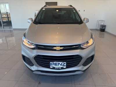 2020 Chevrolet Trax, $12198. Photo 2