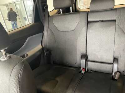 2020 Hyundai Santa Fe, $13798. Photo 12