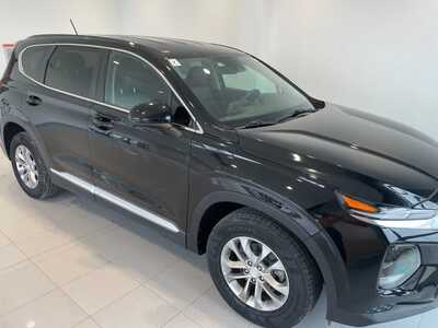 2020 Hyundai Santa Fe, $13798. Photo 2