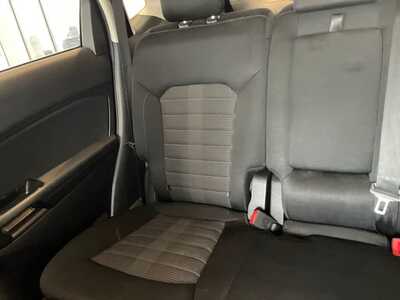 2019 Ford Edge, $12898. Photo 4