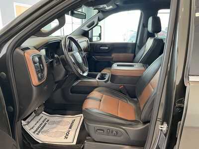 2022 Chevrolet 3500 Crew Cab, $59398. Photo 10