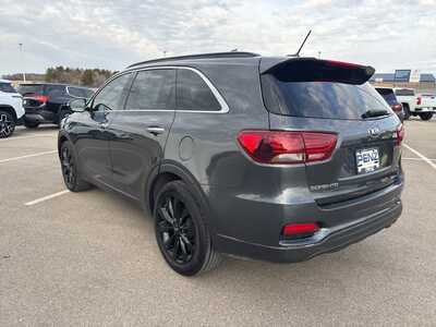 2020 Kia Sorento, $13498. Photo 5